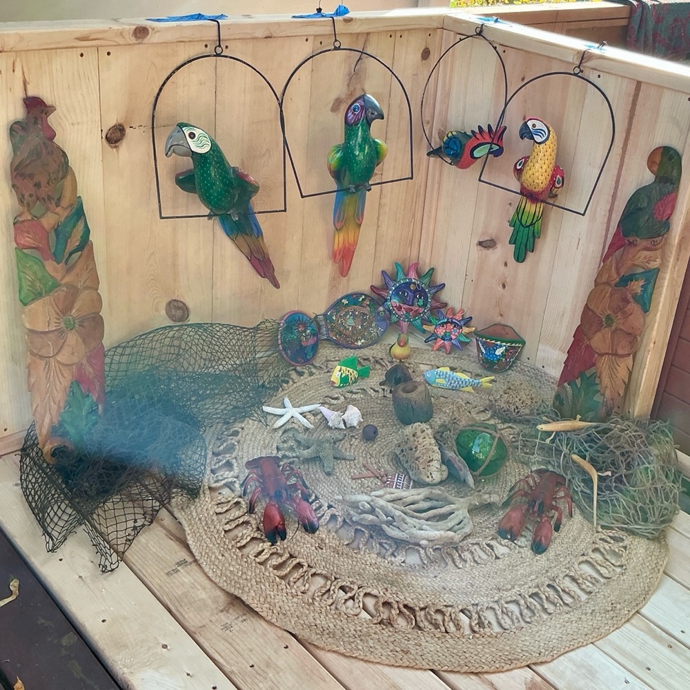 Vintage Mexican Tropical Parrots Lot